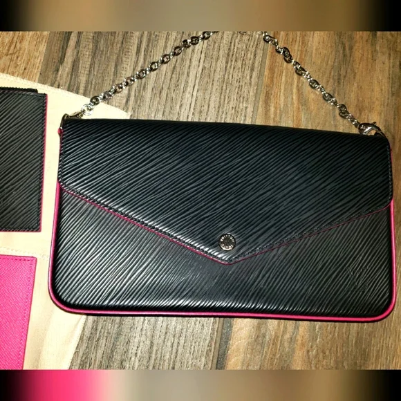 ❌SOLD❌ Authentic Louis Vuitton Felicie Pochette Epi Black Pink Inserts - Picture 3 of 8